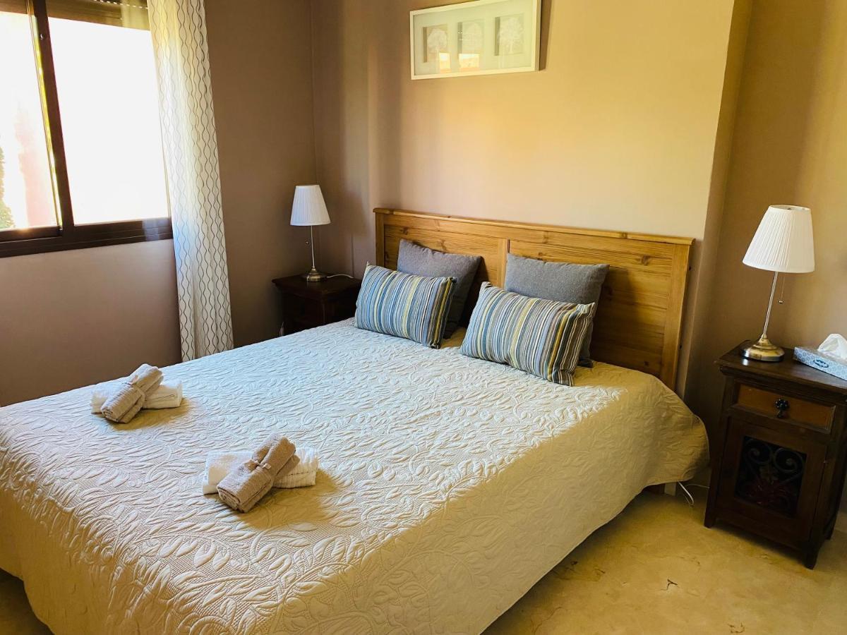 Penthouse Majestic Costa Golf Casares Lejlighed Eksteriør billede