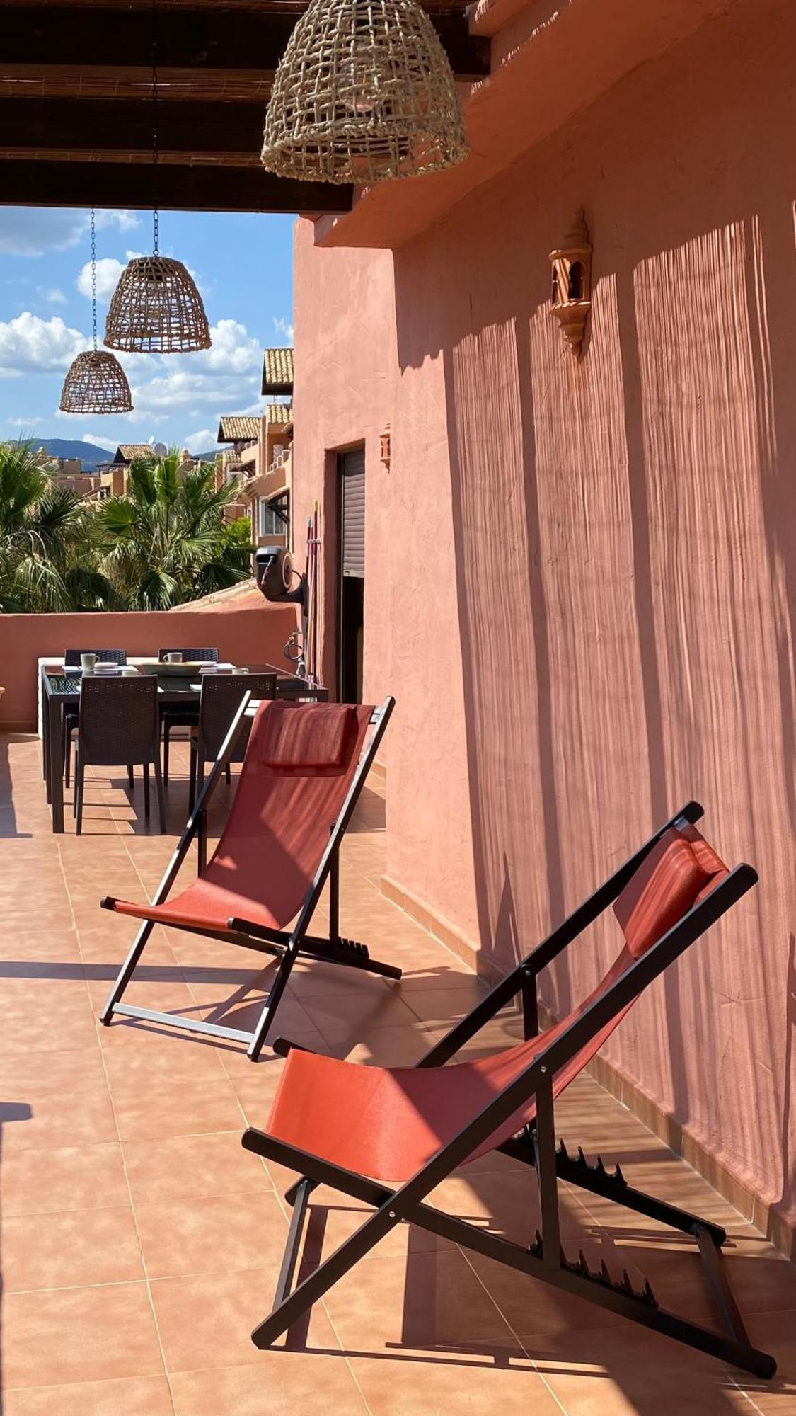 Penthouse Majestic Costa Golf Casares Lejlighed Eksteriør billede
